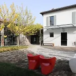 Sacramora Frühstückspension 4*
