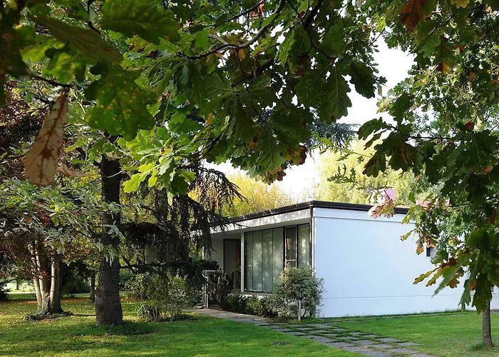 莎古拉莫拉住宿加早餐旅馆 住宿加早餐酒店 4*