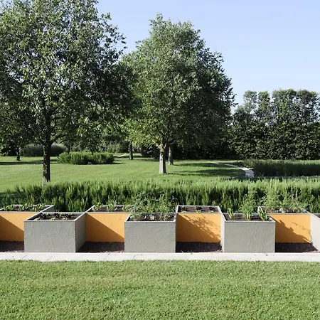 Sacramora Bed and Breakfast