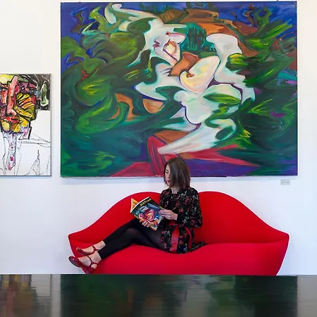 Sacramora Bed and Breakfast 4*