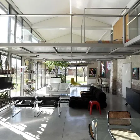 Sacramora Bed and Breakfast 4*