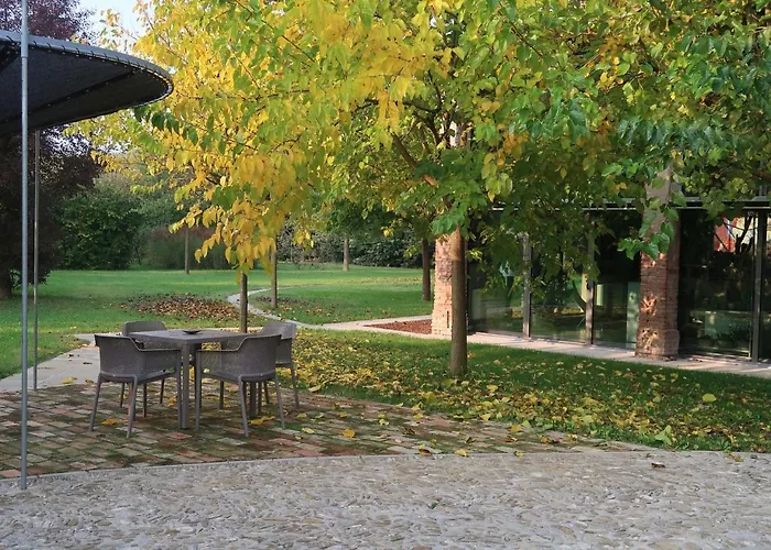 Sacramora B&B 파엔차