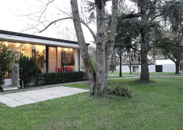 Bed & Breakfast Sacramora 4*